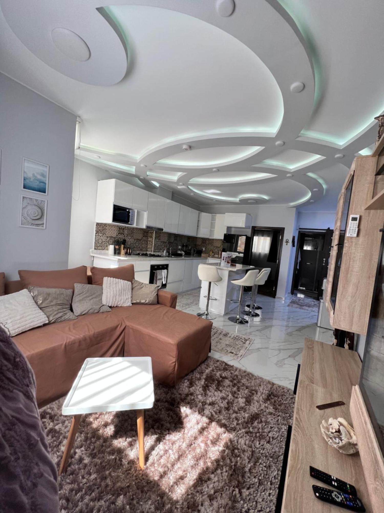 Graceland In Centre Apartman